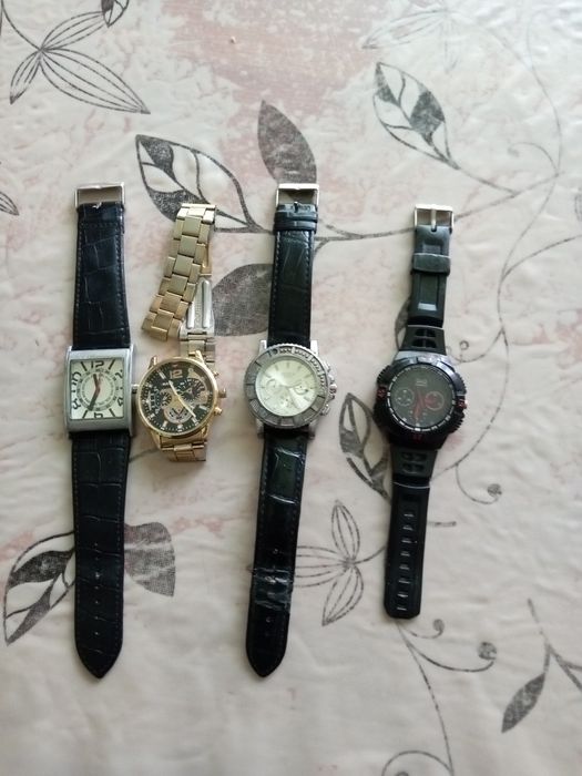 Продам часы всё в идеальном состоянии