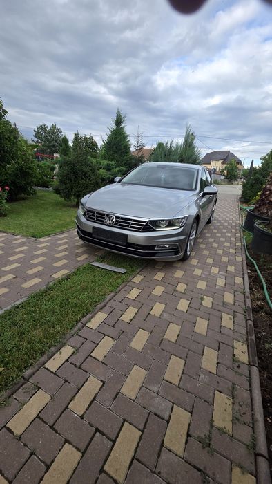 PASSAT  R-line 2015 1,6 tdi manual 8700e