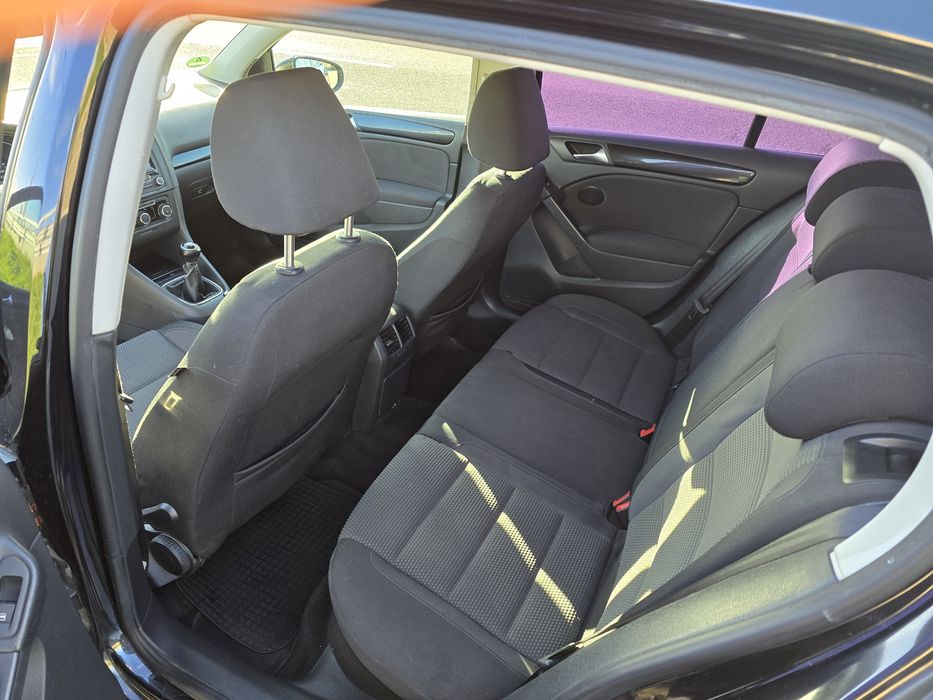 Vând Volkswagen Golf 6 – 1.4 TSI, 122Cp
Mașină fiabilă și confortabil