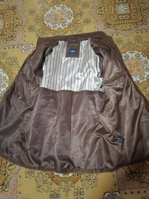 Haină de piele (mărimea 54)