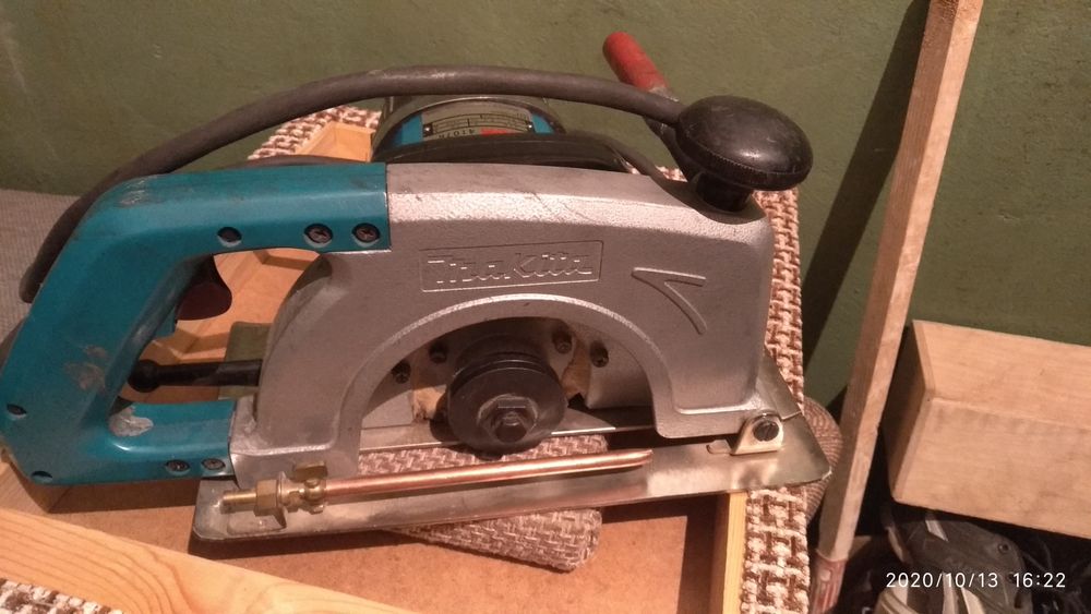 Плиткорез электрический Makita