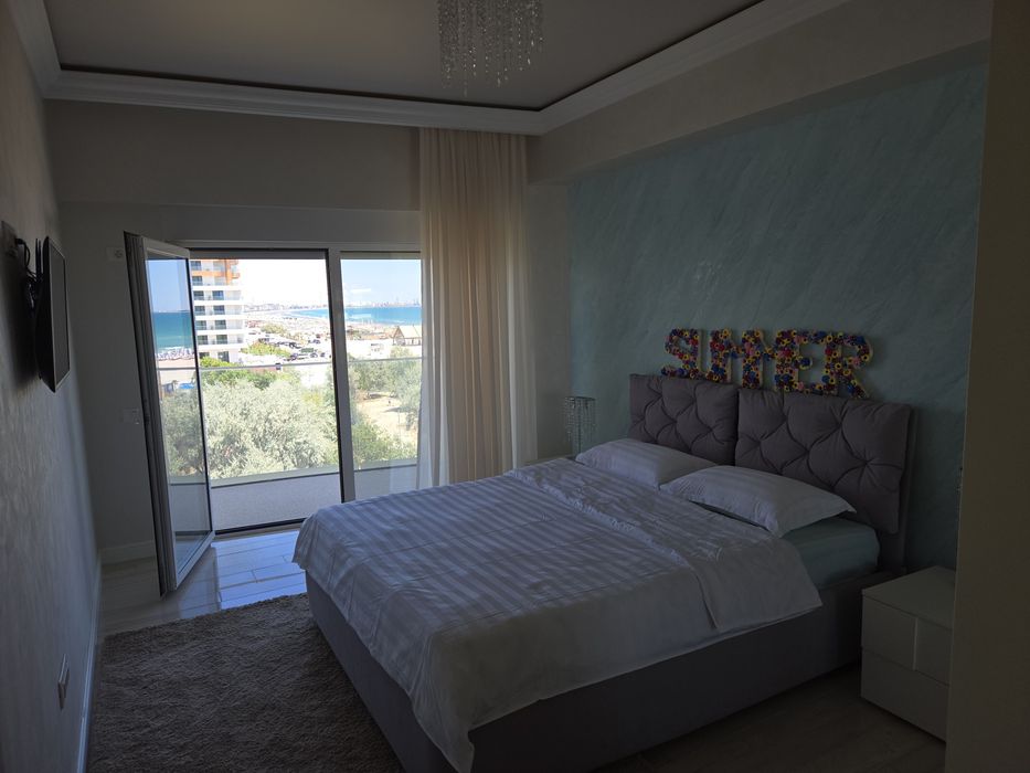 Apartament 3 camere white tower