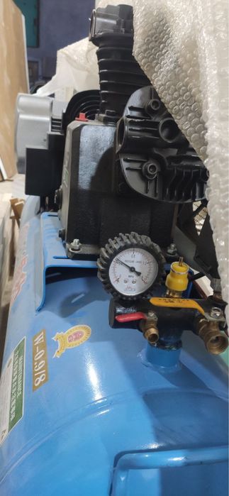 Кампрессор новый. Kampresr sotiladi yengi.