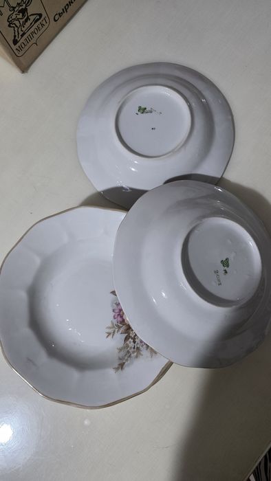 Тарелки полупорционные