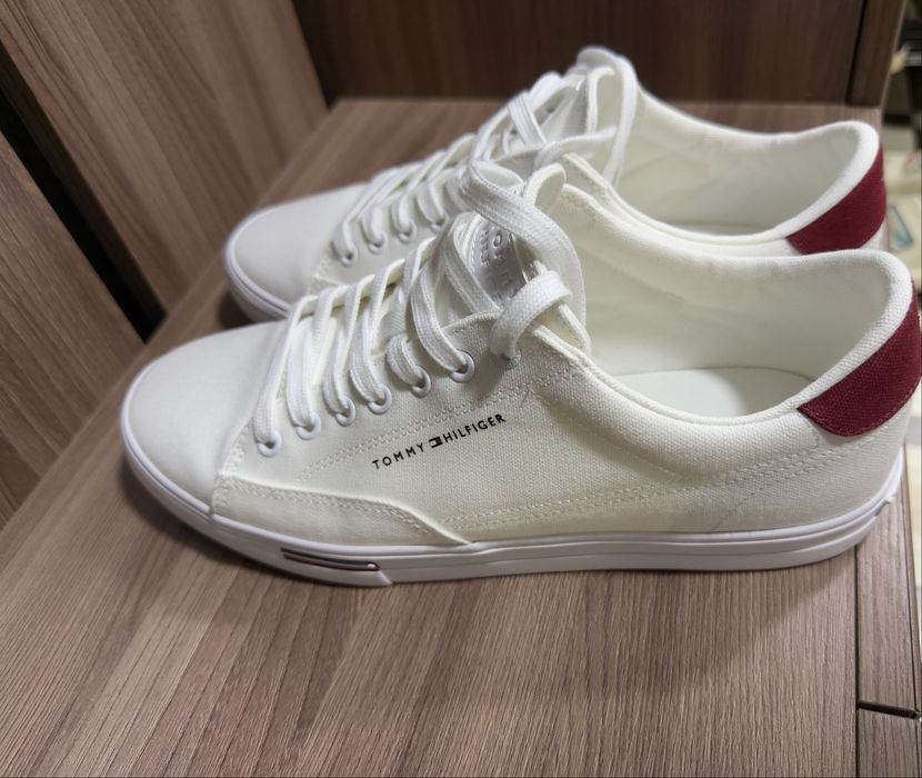 Tommy Hilfiger кеды