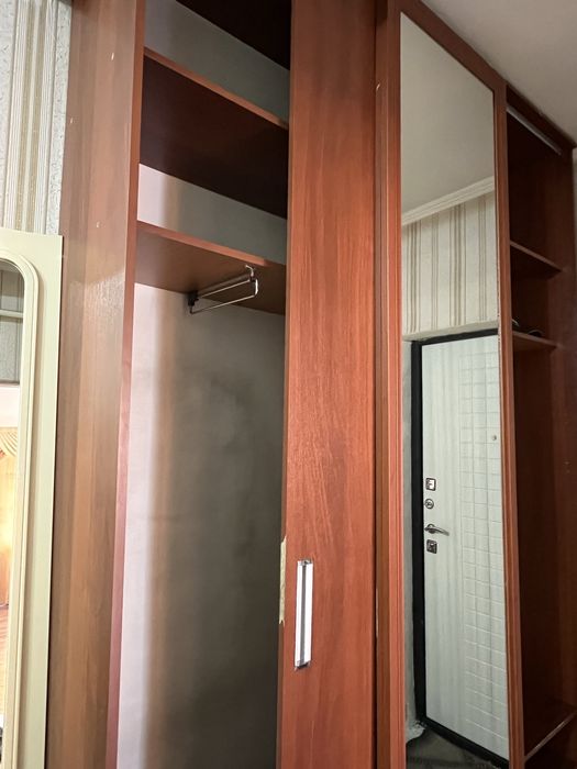 Шкаф для прихожей