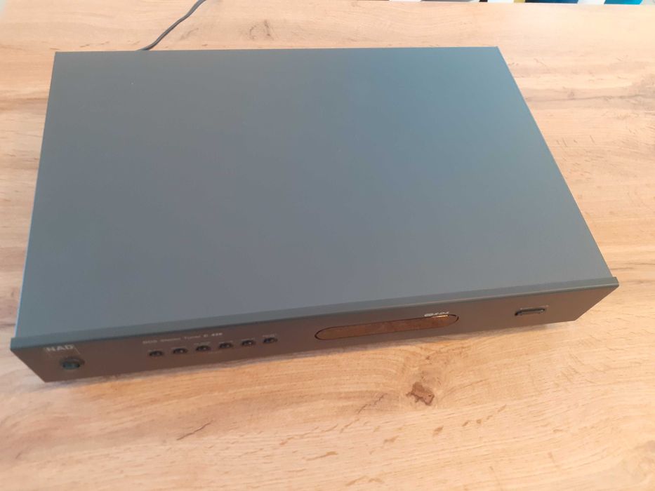 NAD C420 RDS tuner
