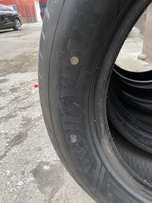 Летни гуми 235/50/19 4 бр.