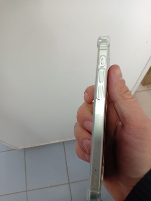 телефон айфоне  12