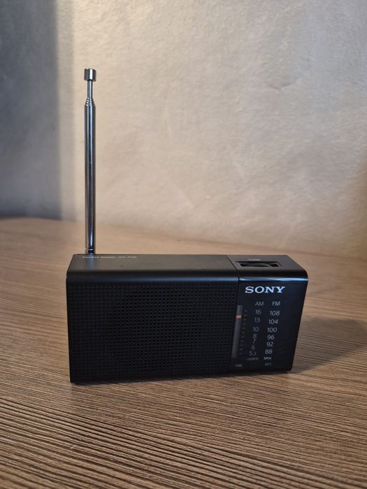 Radio portabil Sony ICF-P36 AM FM