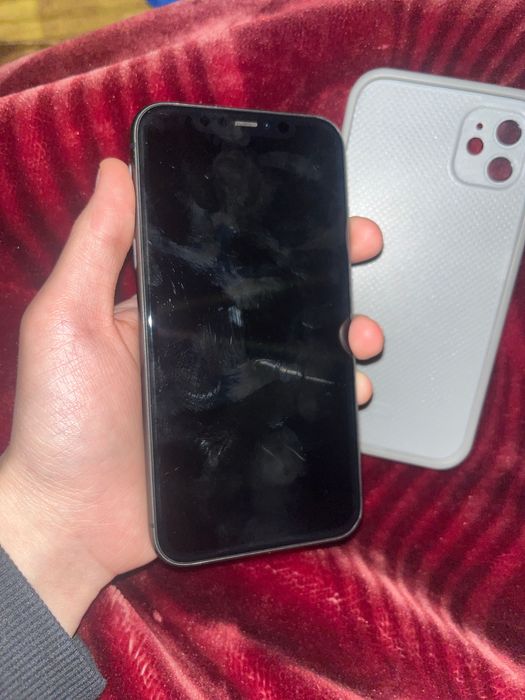 iPhone 11 64 гб от