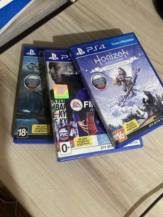 3 игры на пс4.