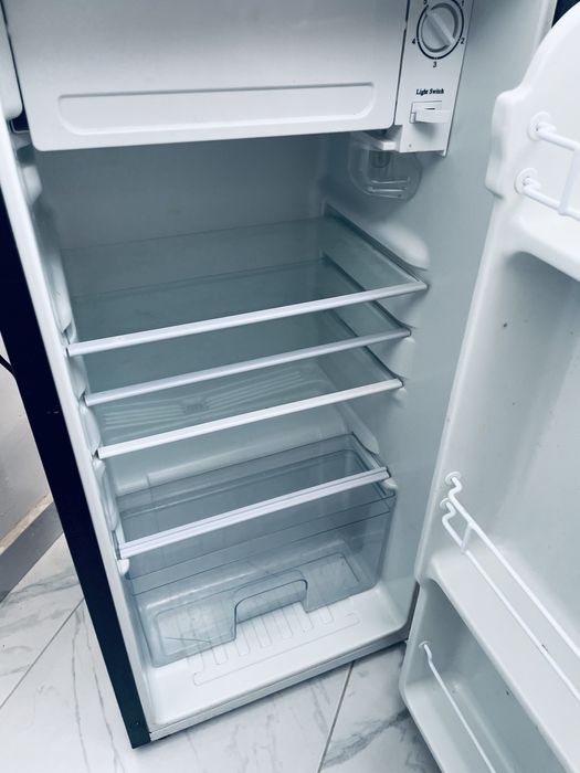 Продам холодильник не рабочий