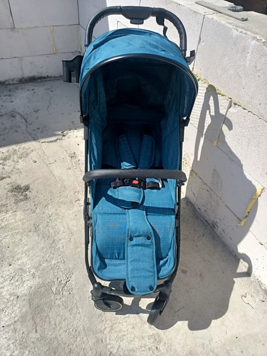 Коляска прогулочная Coballe для малышей