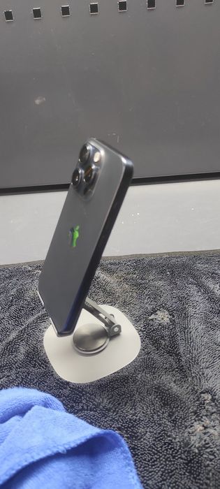 Iphone 15 pro продам