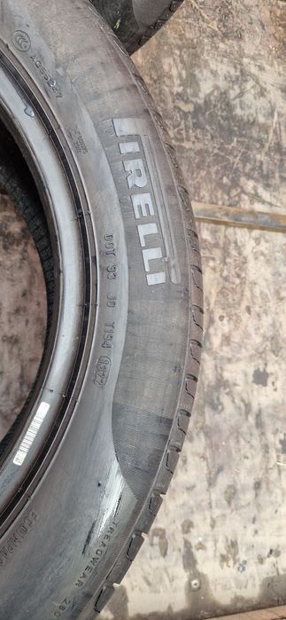 2 Anvelope Pirelli 215 55 R17 de vara . Dot 2022