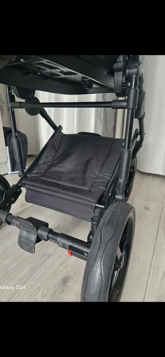 Продам коляску Adamex 2 в 1,