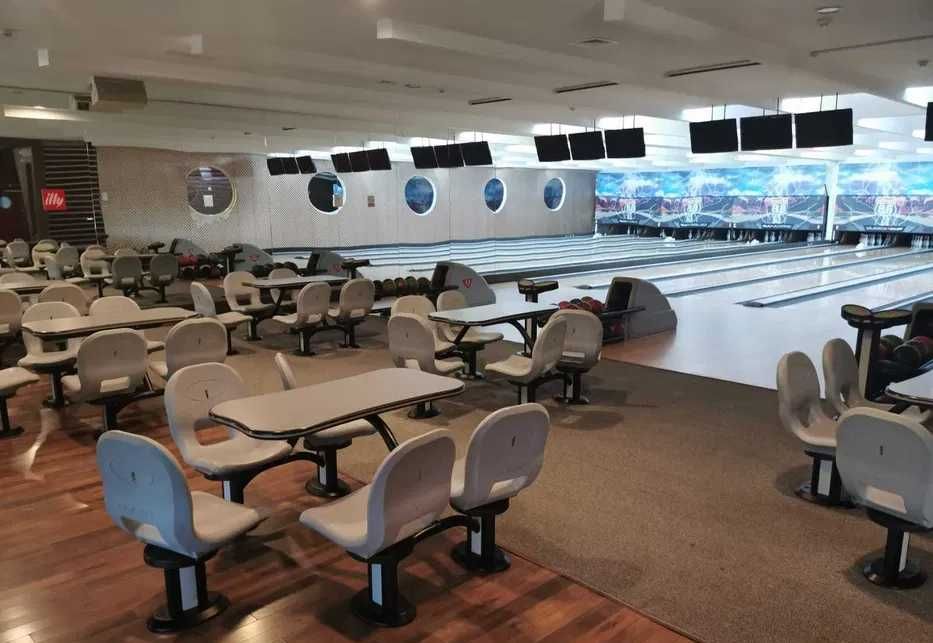 6 piste bowling - echipament complet - QUBICA AMF in perfecta stare