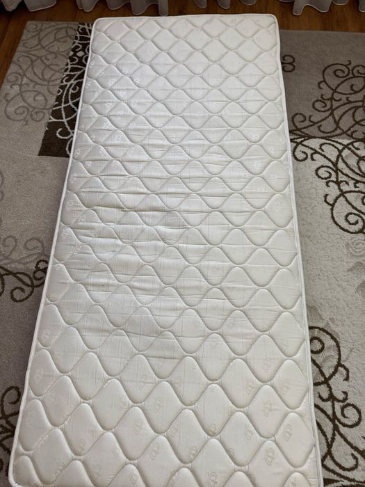 Матрас 90/200 б/у