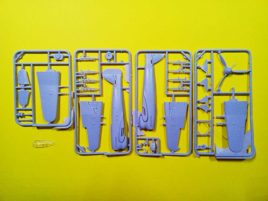 Сборная модель самолета Тайфун (Novo 1/72)