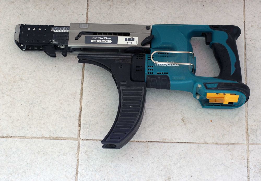 Makita 18V LXT зарядно,винтоверт,импакт,ъглошлайф инструменти Макита