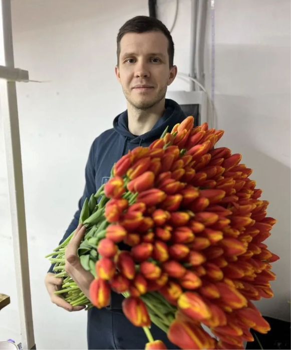 Тюльпаны с теплицы