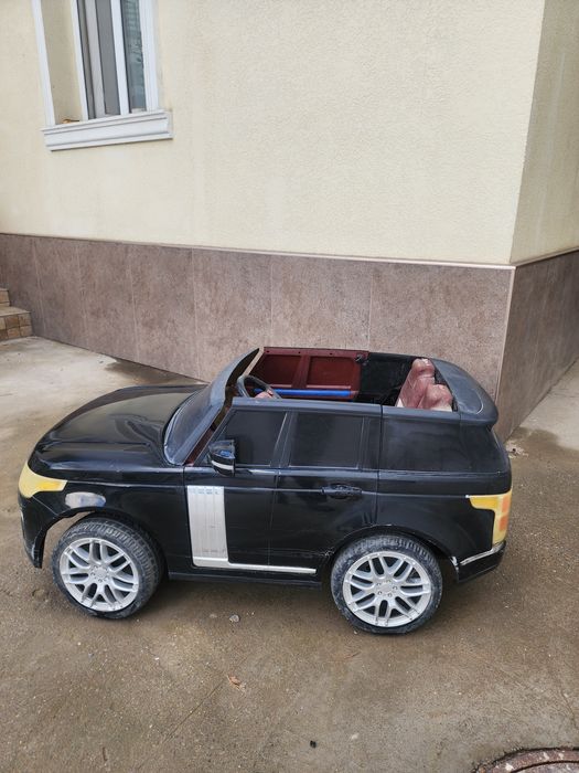 Детский электрический автомобиль