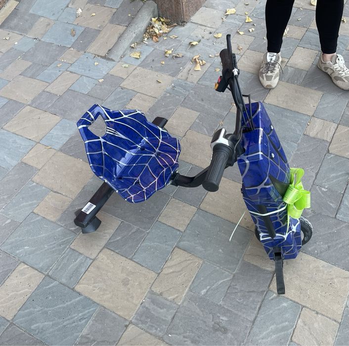 Продам электрокар, электросамокат