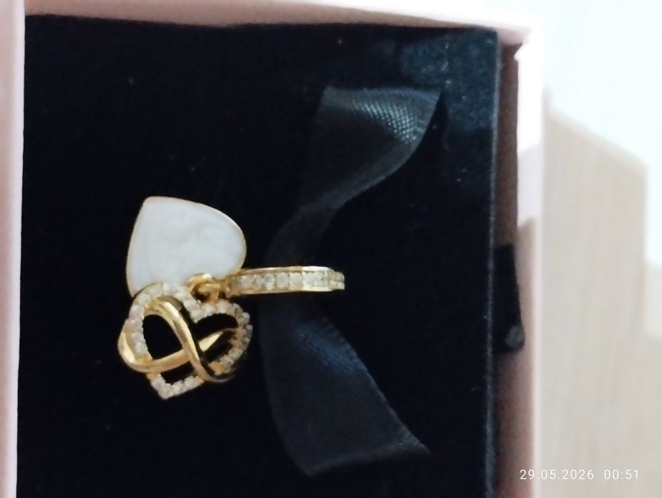 Charm argint placat cu aur Pandora