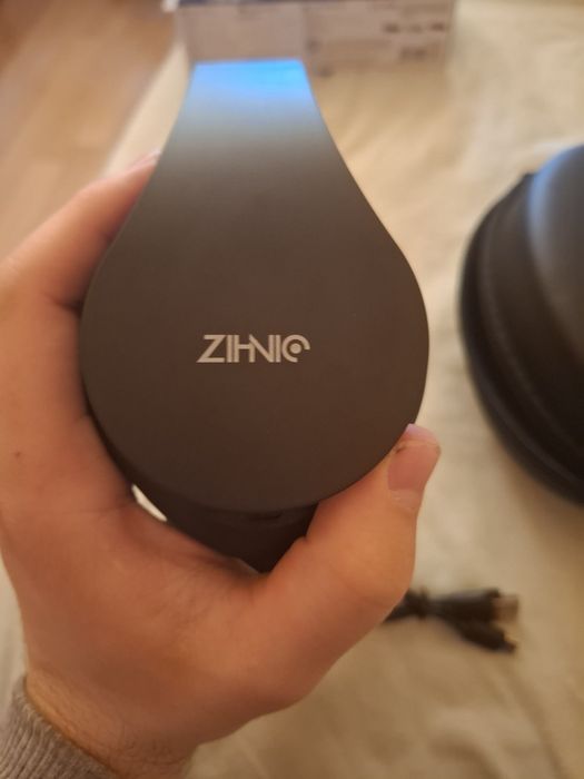 Bluetooth слушалки ZIHNIC