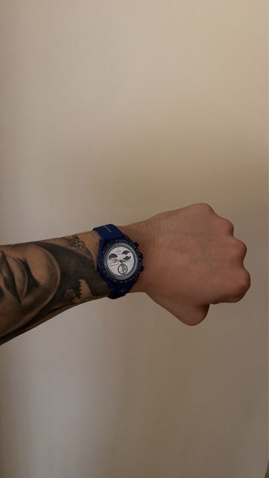 Omega moonswatch