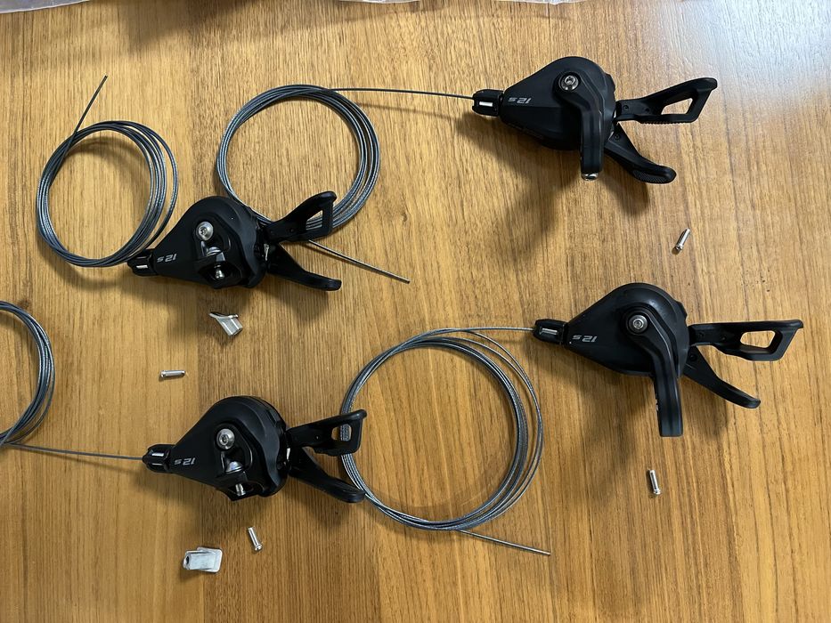 SHIMANO SL-M6100 DEORE 12S Дясна команда