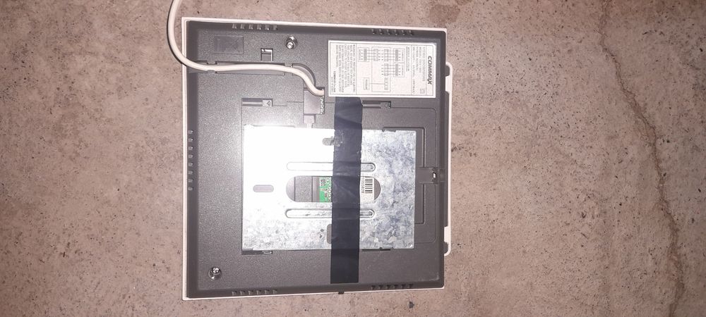 Продаю видеодомофоны (в рабочем состоянии)