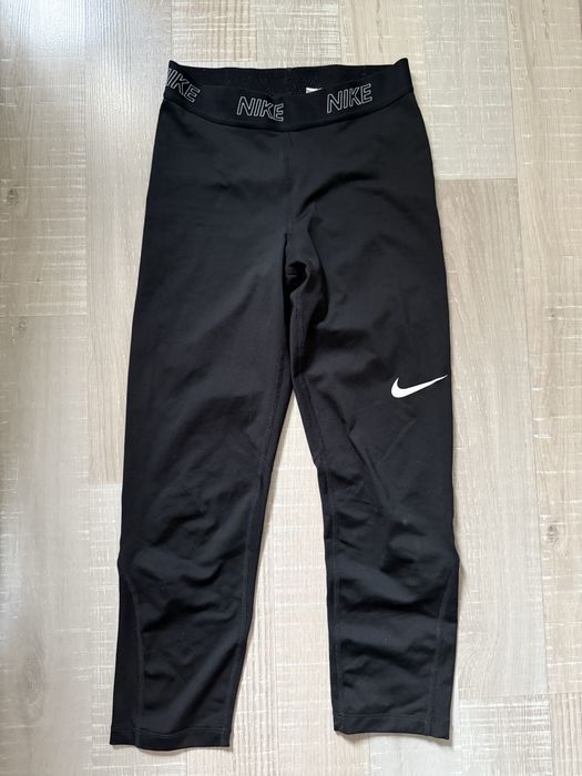 Colanti Nike pentru femei capri, xs