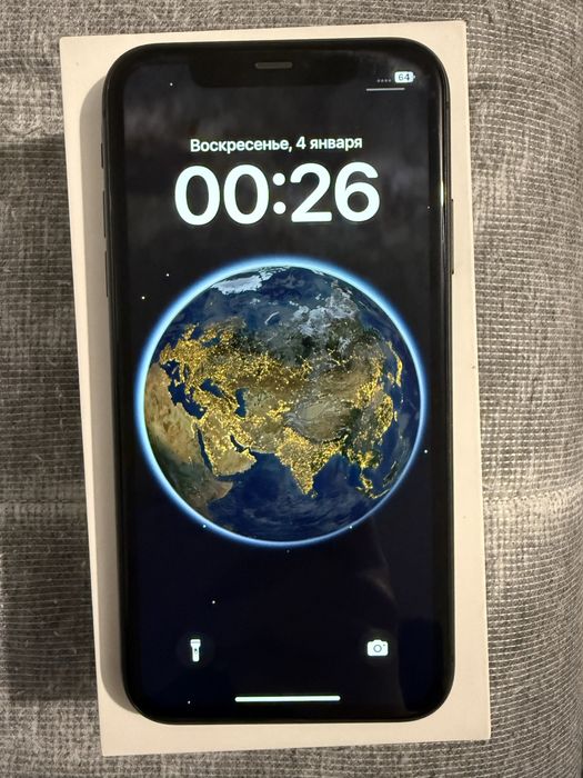 Продаю айфон 11, 64гб