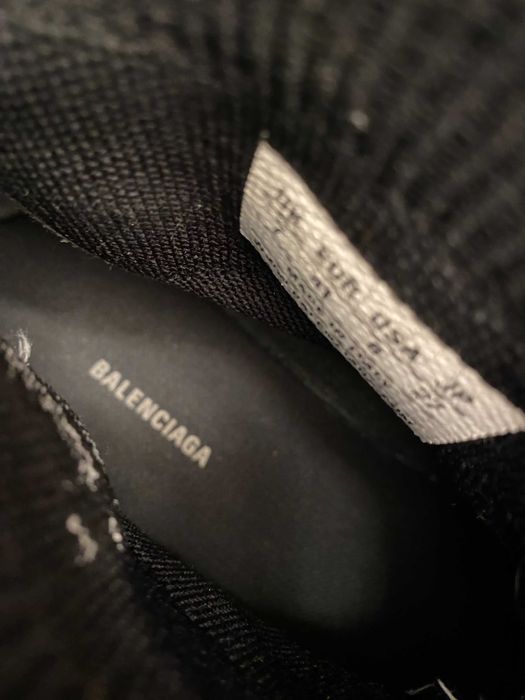 Balenciaga Speed 41 limited edition, full box, retail 685 euro