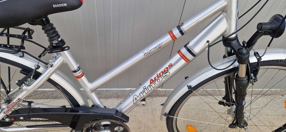 Алуминиев дамски велосипед Arinos колело 28"