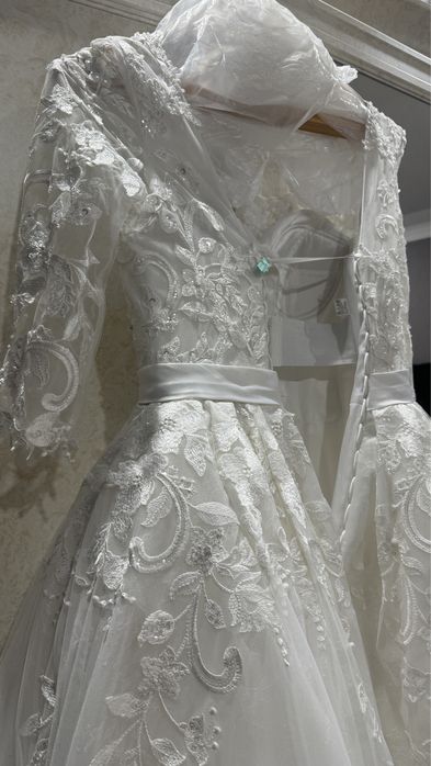 Свадебное платье