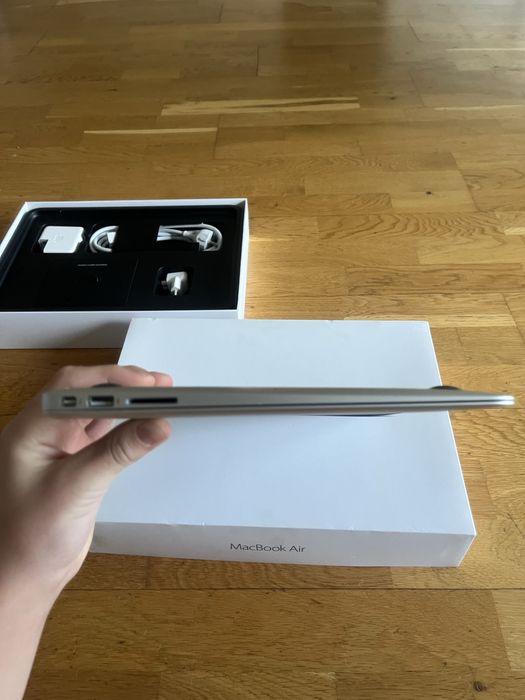 Macbook a1466 2017