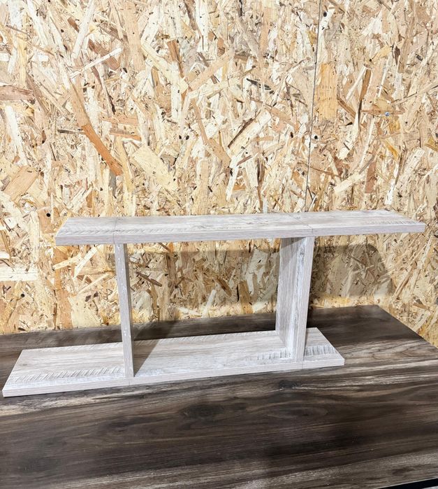 Полка настеная,новая