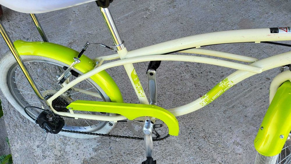 Bicicletă Pegas Strada Mini 20” 7S Shimano Tourney – crem/verde – stare foarte bună