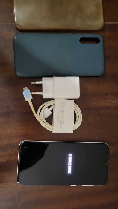 Телефон Самсунг А 30 s