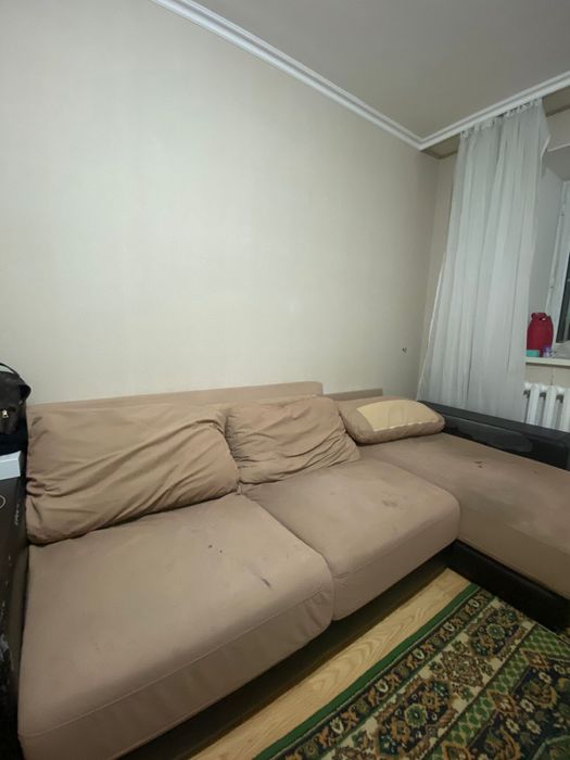 Отдам беспалтно диван