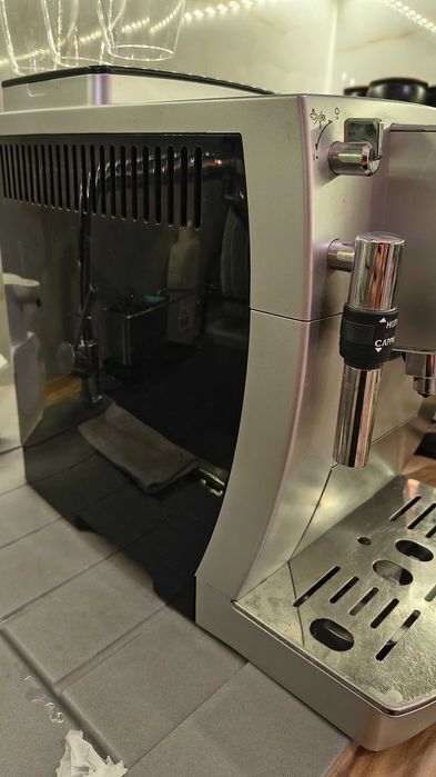 Delonghi ECAM 25.120.SB