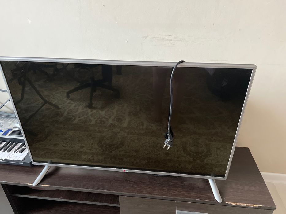 LG телевизор на запчасти