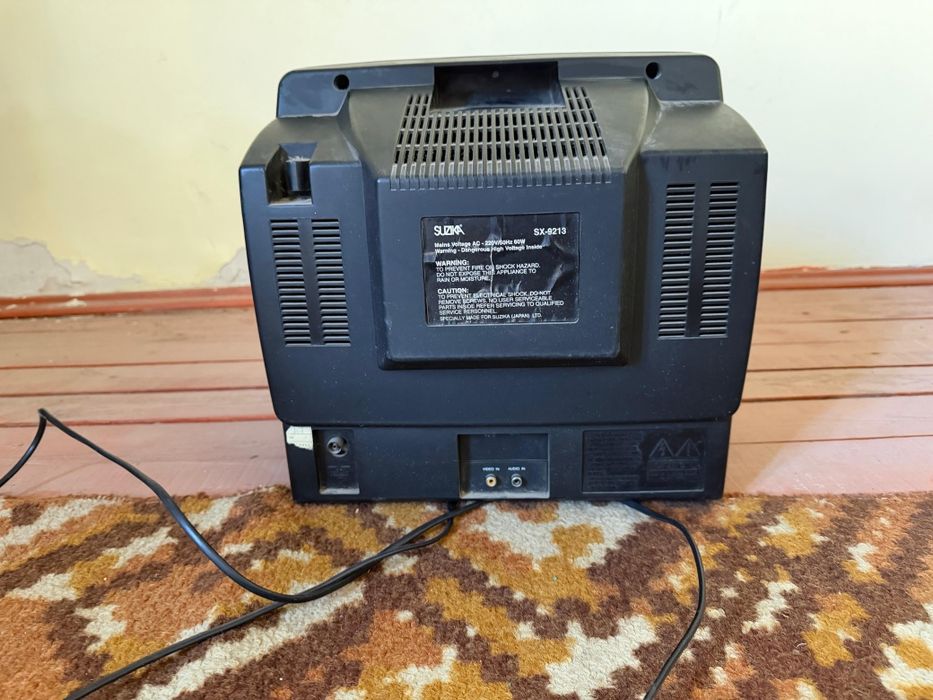 Продаётся старый телевизор