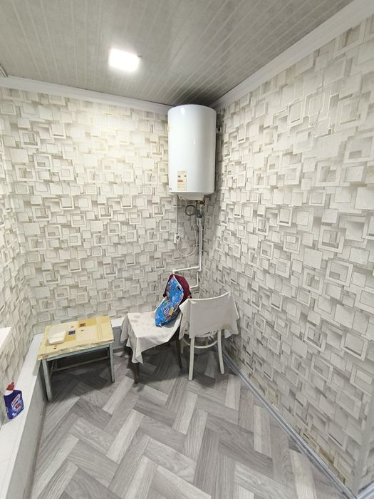 2 х ком квартиру. Спутник 8 дом 48 квартира 8. В деревянном доме огоро