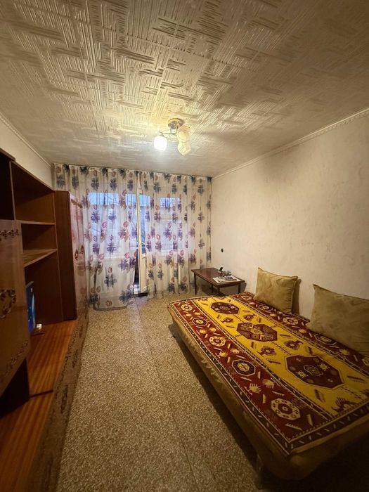 Продам 2 комнатную на 5мкр