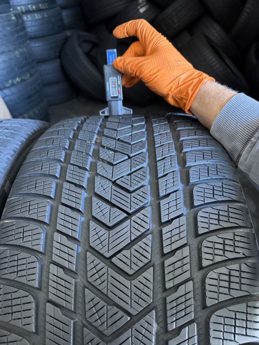 4 anvelope iarna 285/35/22 , Pirelli , 5.7-6.3 mm , DOT 2021