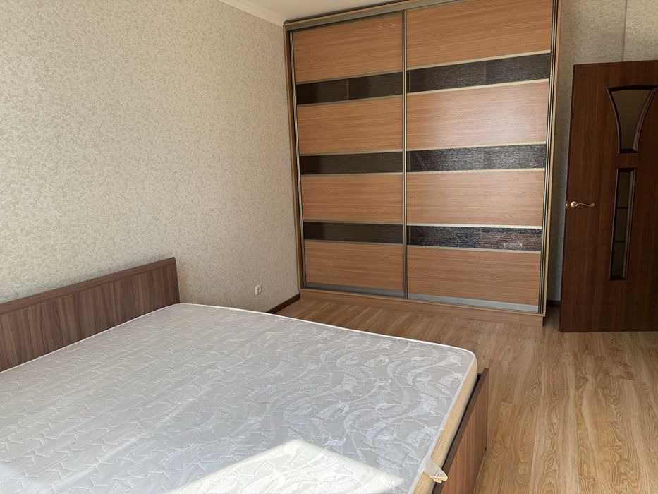 Двухспальная кровать